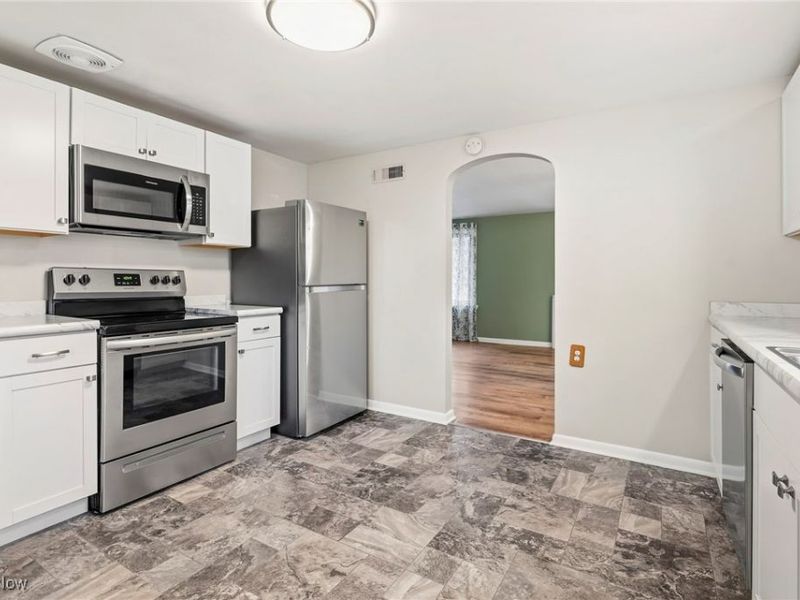 1202 37th Street NW, Canton, OH 44709 Photo 13