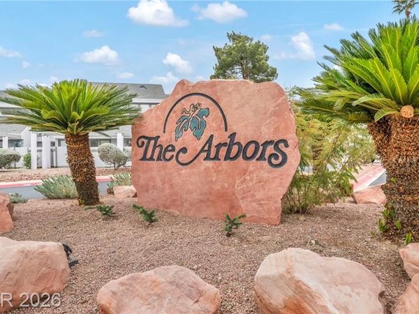 5670 Vineyard Lane, Las Vegas, NV 89110