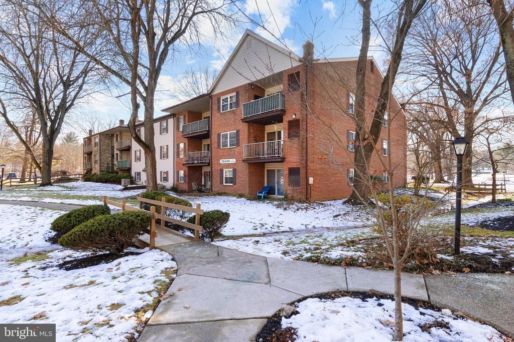 176 Drummers Lane, Unit 176, Wayne, PA 19087 Main Photo