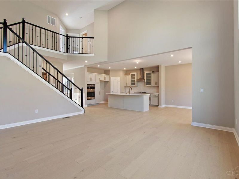 5225 Ivy Rose Lane, Green Township, OH 45247 Photo 10