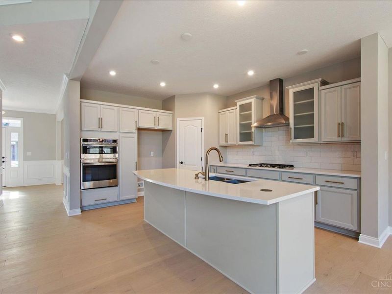 5225 Ivy Rose Lane, Green Township, OH 45247 Photo 2