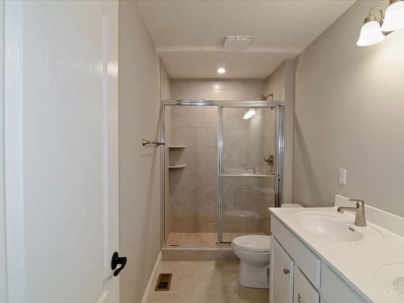 5225 Ivy Rose Lane, Green Township, OH 45247 Photo 22