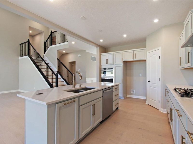 5225 Ivy Rose Lane, Green Township, OH 45247 Photo 5