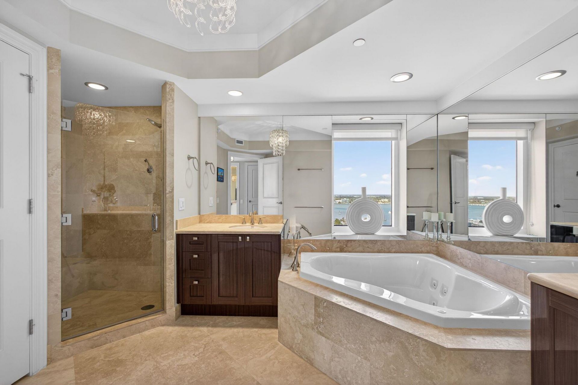 2700 N Ocean Drive, Unit 2005b, Singer Island, FL 33404 Photo