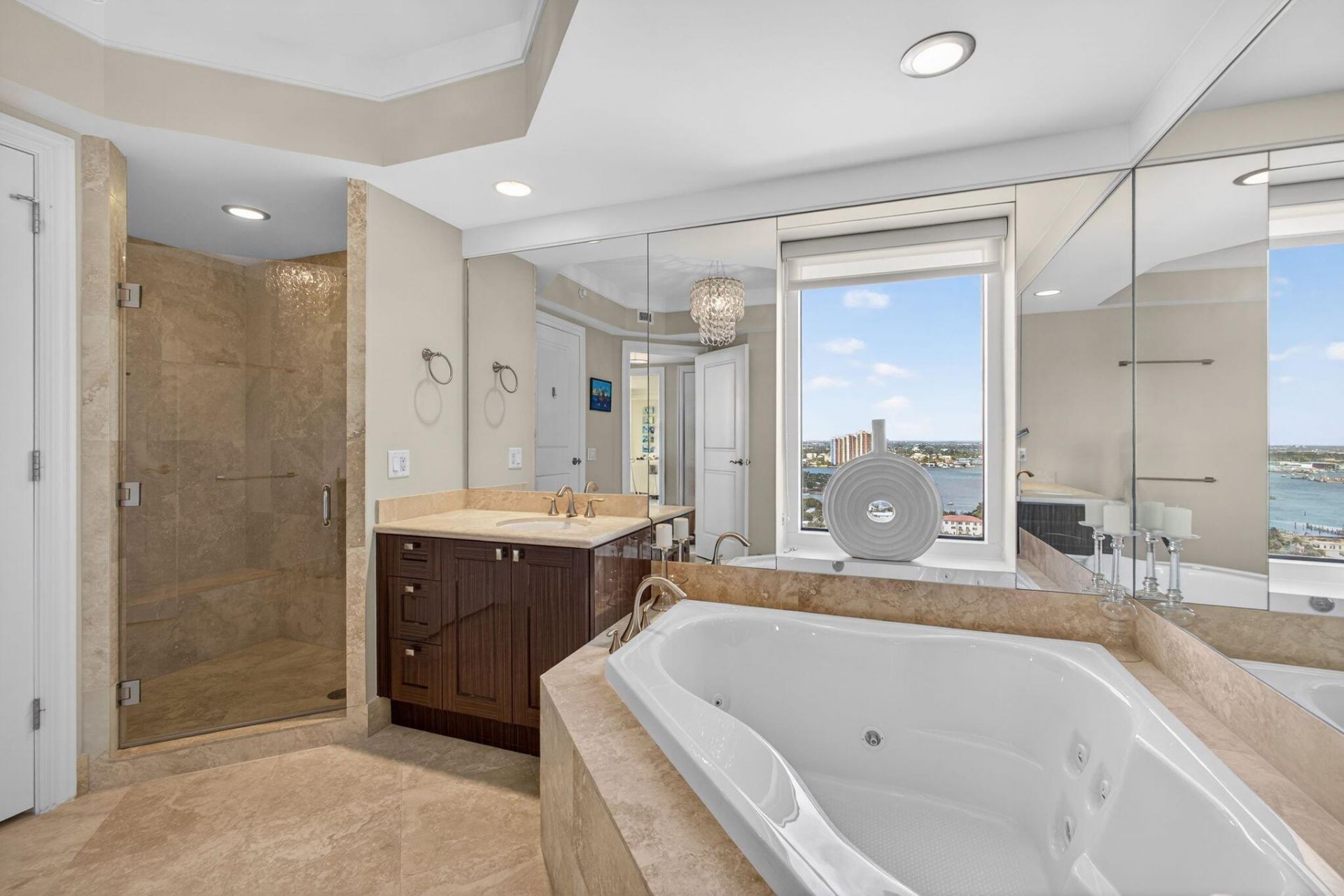 2700 N Ocean Drive, Unit 2005b, Singer Island, FL 33404 Photo