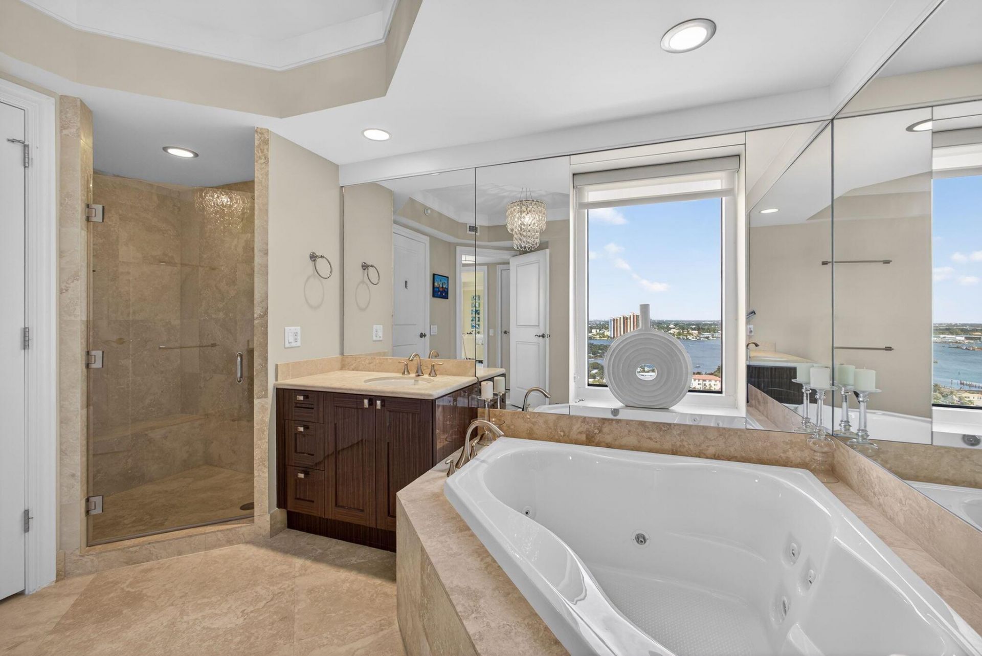 2700 N Ocean Drive, Unit 2005b, Singer Island, FL 33404 Photo