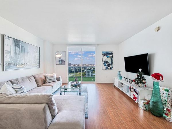 1800 N Bayshore Dr, Unit 3206, Miami, FL 33132