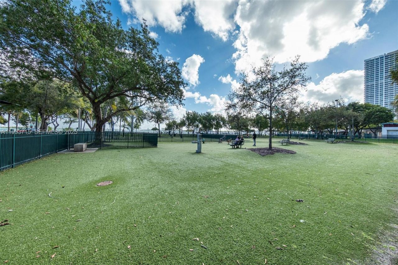 1800 N Bayshore Dr, Unit 3206, Miami, FL 33132 Photo