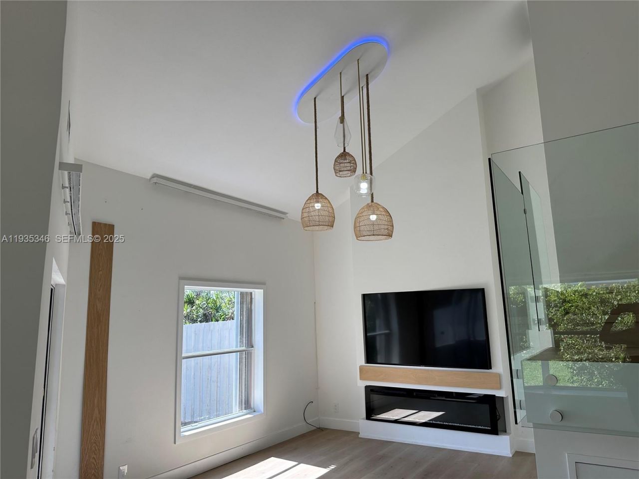 708 SE 3rd Ave Ext , Unit 201, Hallandale Beach, FL 33009 Photo