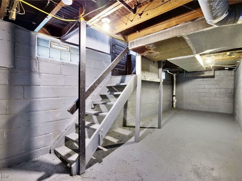 163 Russell Avenue, Akron, OH 44311 Photo 33