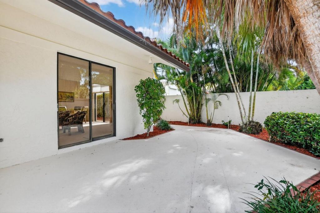 23045 Via Stel, Boca Raton, FL 33433 Photo