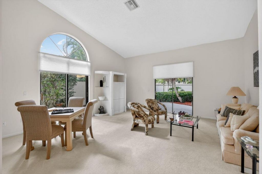 23045 Via Stel, Boca Raton, FL 33433 Photo