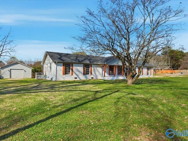 1717 Sebring Street NW, Huntsville, AL 35816