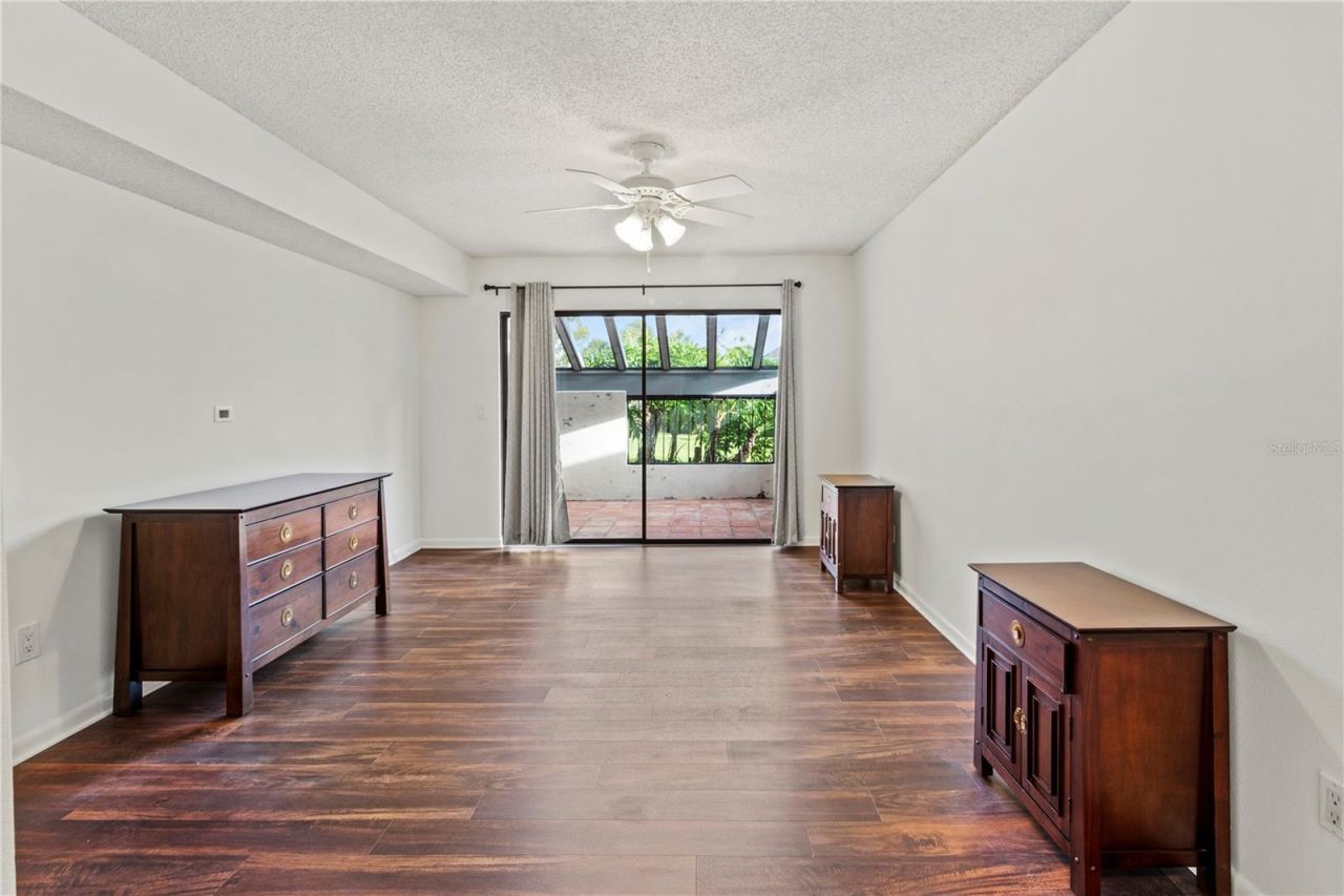 2375 Lakeside Mews, Unit D2, Sarasota, FL 34235 Photo