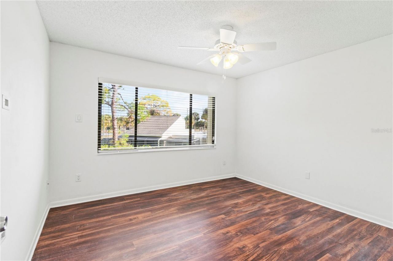 2375 Lakeside Mews, Unit D2, Sarasota, FL 34235 Photo