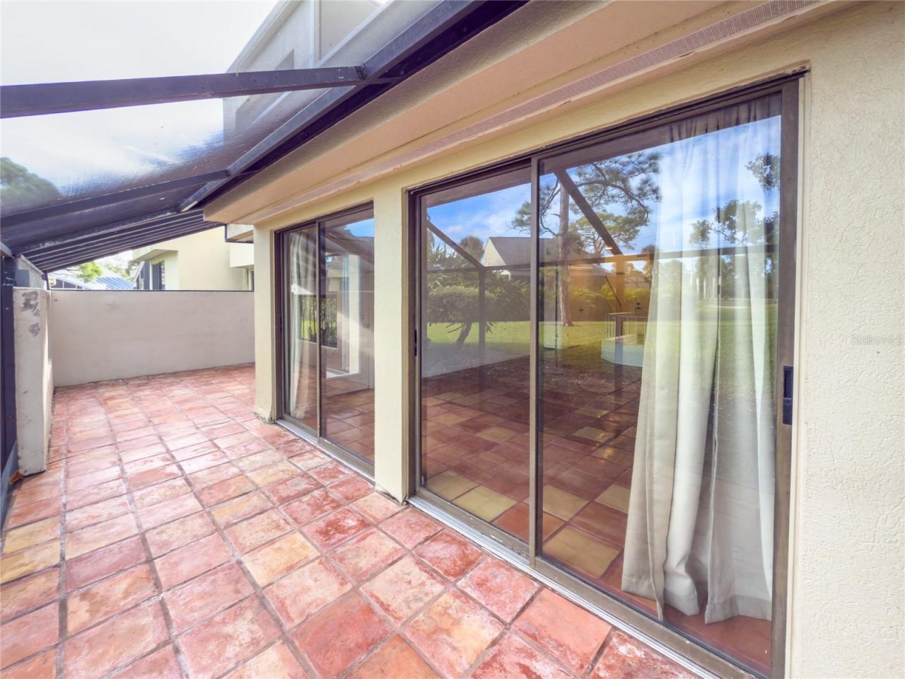 2375 Lakeside Mews, Unit D2, Sarasota, FL 34235 Photo