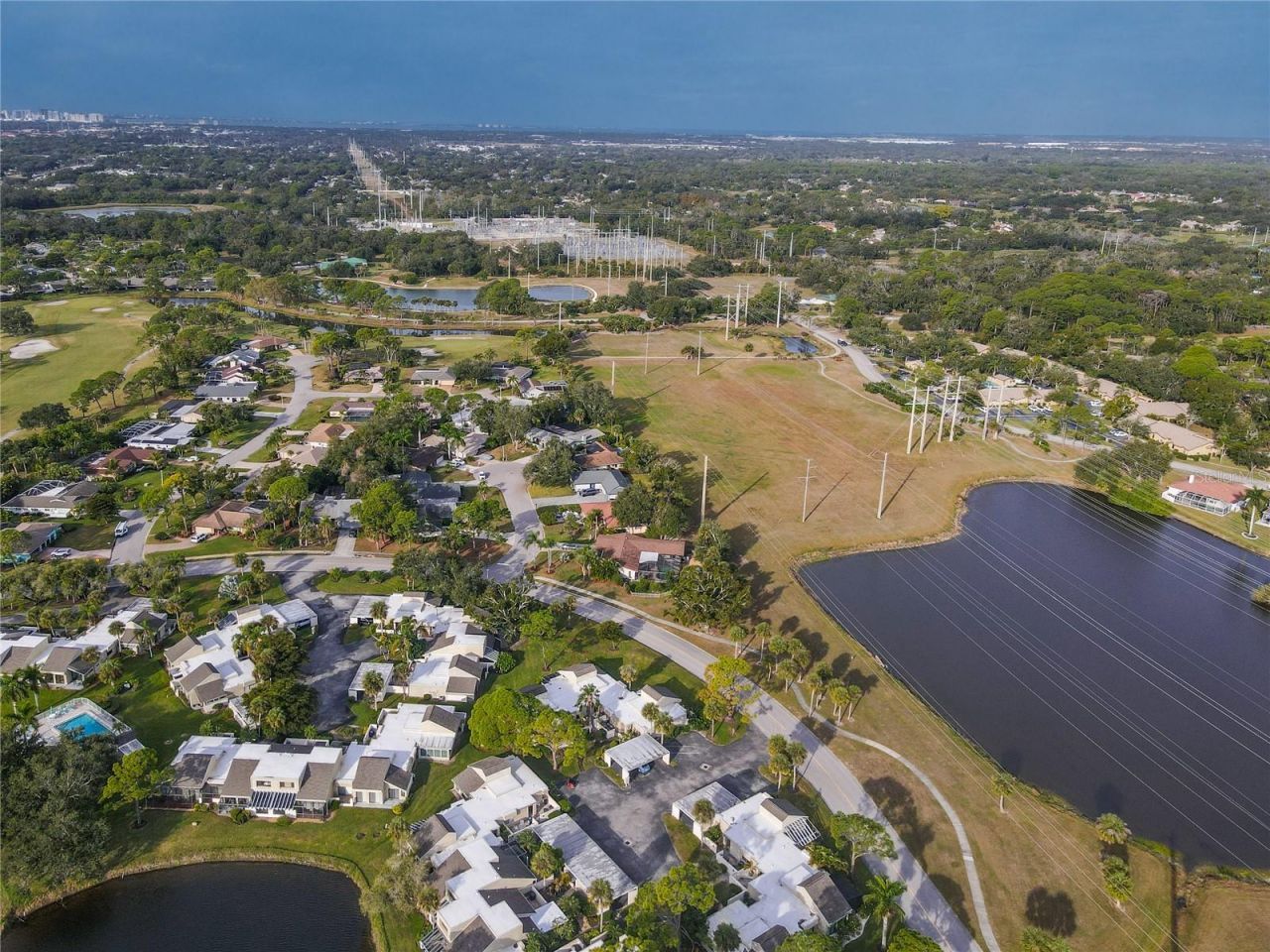 2375 Lakeside Mews, Unit D2, Sarasota, FL 34235 Photo