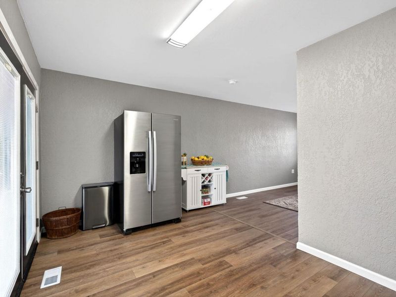 1729 Hocker Avenue, New Carlisle, OH 45344 Photo 14