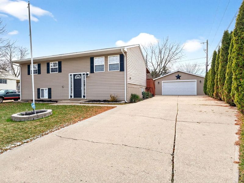 1729 Hocker Avenue, New Carlisle, OH 45344 Photo 3