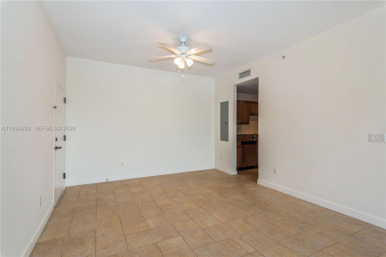 8395 SW 73rd Ave , Unit 417, Miami, FL 33143 Photo