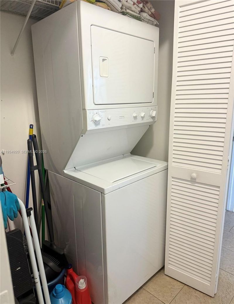 8395 SW 73rd Ave , Unit 417, Miami, FL 33143 Photo