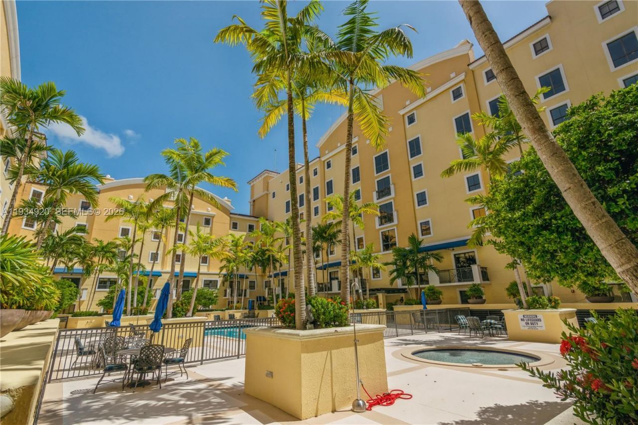 8395 SW 73rd Ave , Unit 417, Miami, FL 33143 Photo