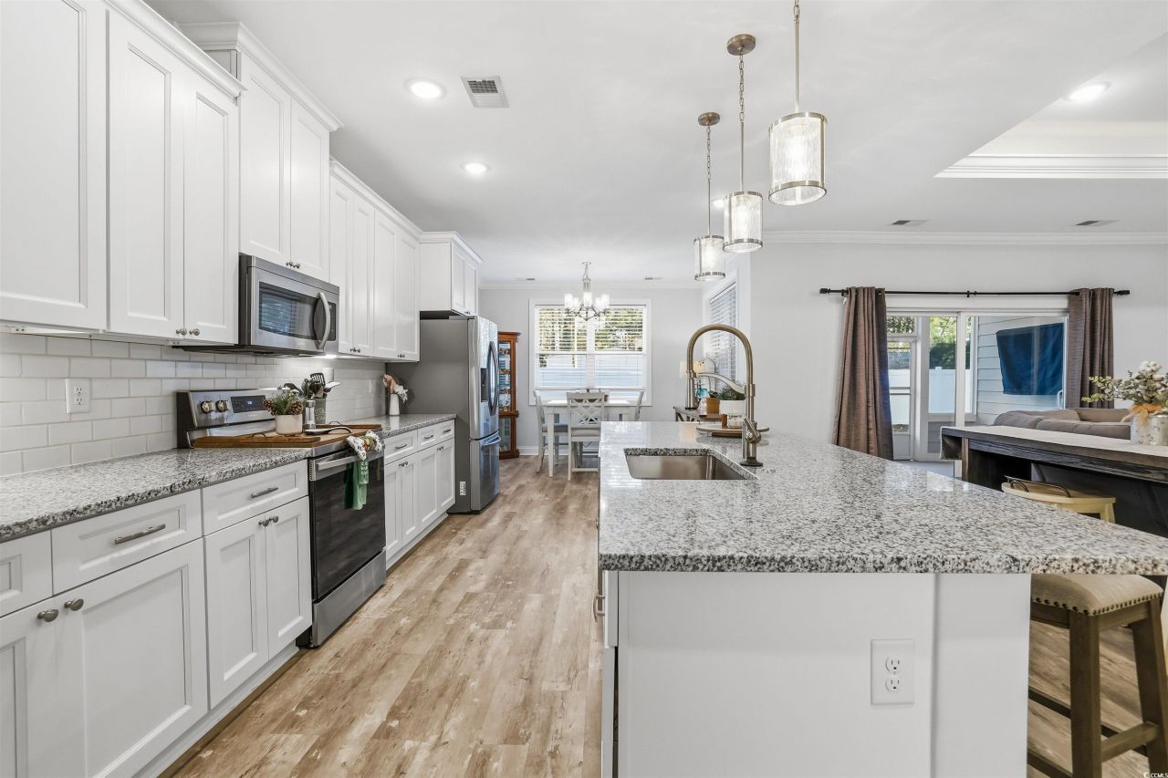 11590 Bay Dr. Photo 14