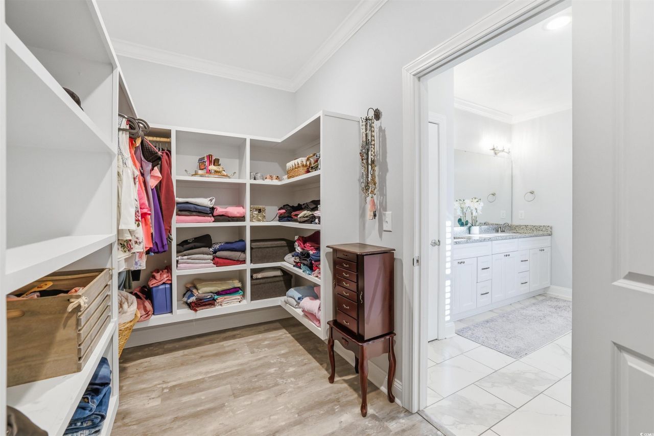 11590 Bay Dr. Photo 23