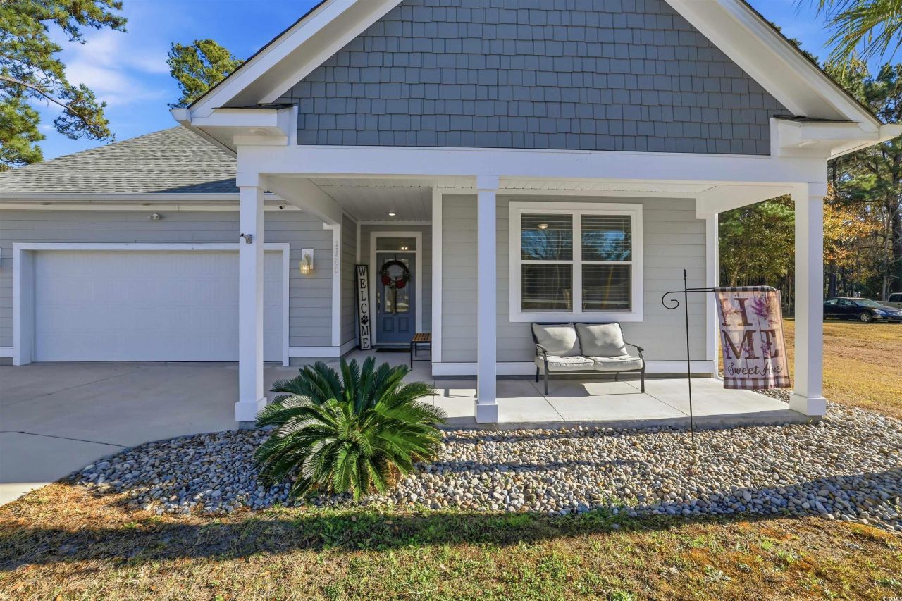 11590 Bay Dr. Photo 4