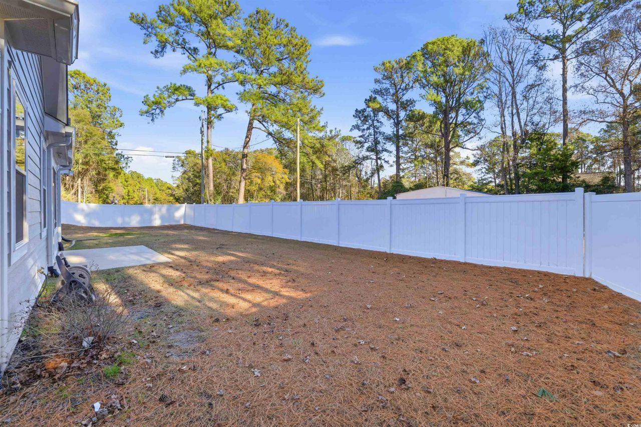 11590 Bay Dr. Photo 40