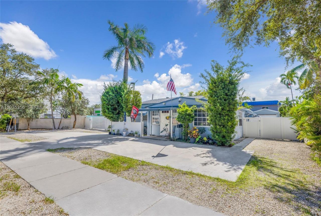 1812 Coolidge St, Hollywood, FL 33020 Photo