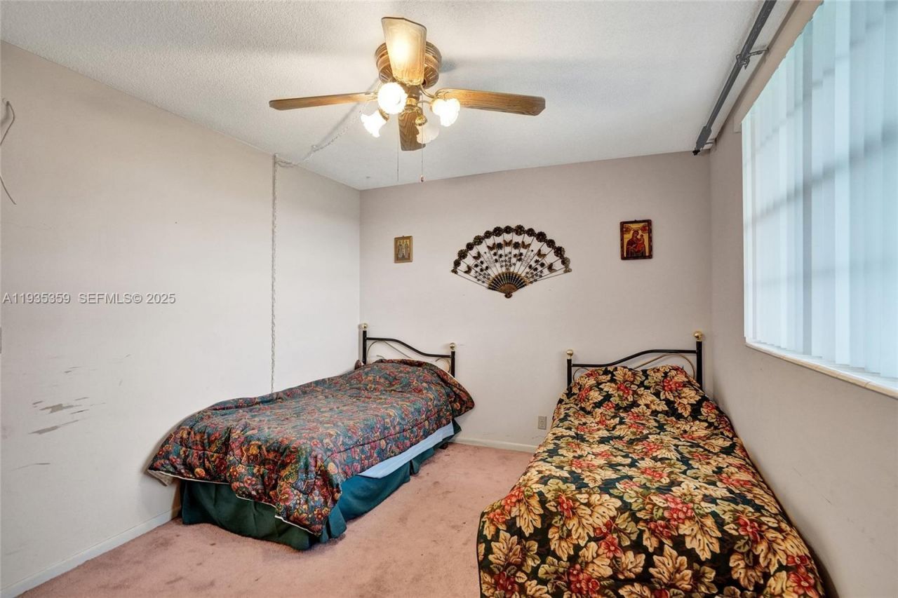 2800 NW 47th Ter, Unit 202A, Lauderdale Lakes, FL 33313 Photo