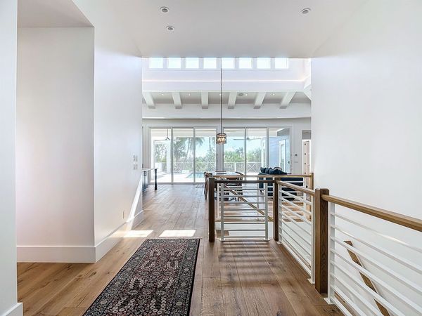 9345 Dimmick Dr, Sanibel, FL 33957