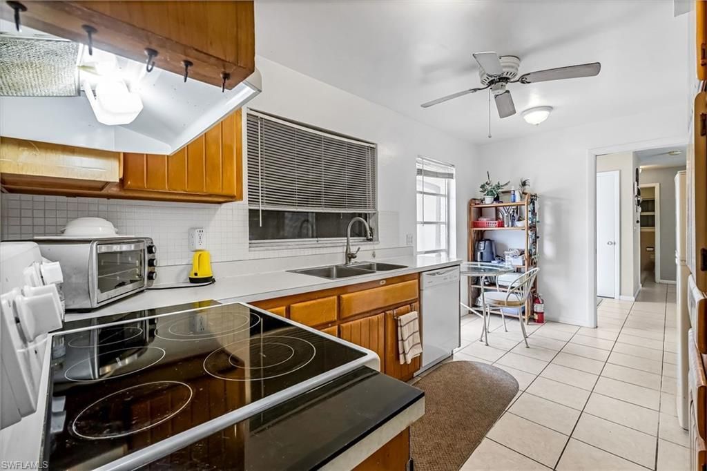 5114 SW 3rd Ave, Cape Coral, FL 33914 Photo