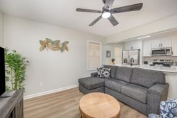 412 27th Ave. N photo 4