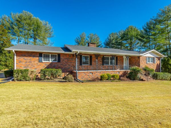 114 Mountain View Drive, Jasper, TN 37347