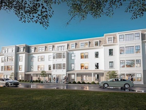 586 Canterbury Street, Boston, MA 02131