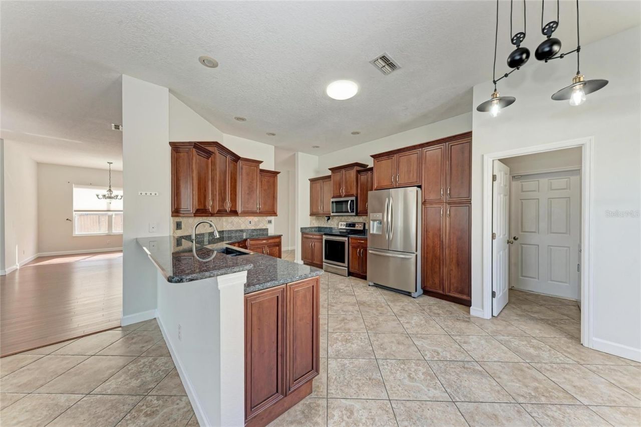 217 39th Street Ne, Bradenton, FL 34208 Photo