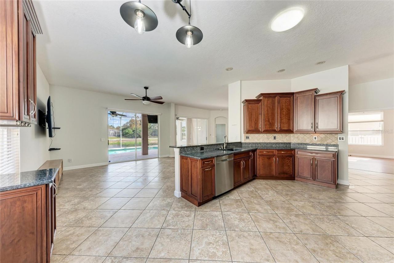 217 39th Street Ne, Bradenton, FL 34208 Photo