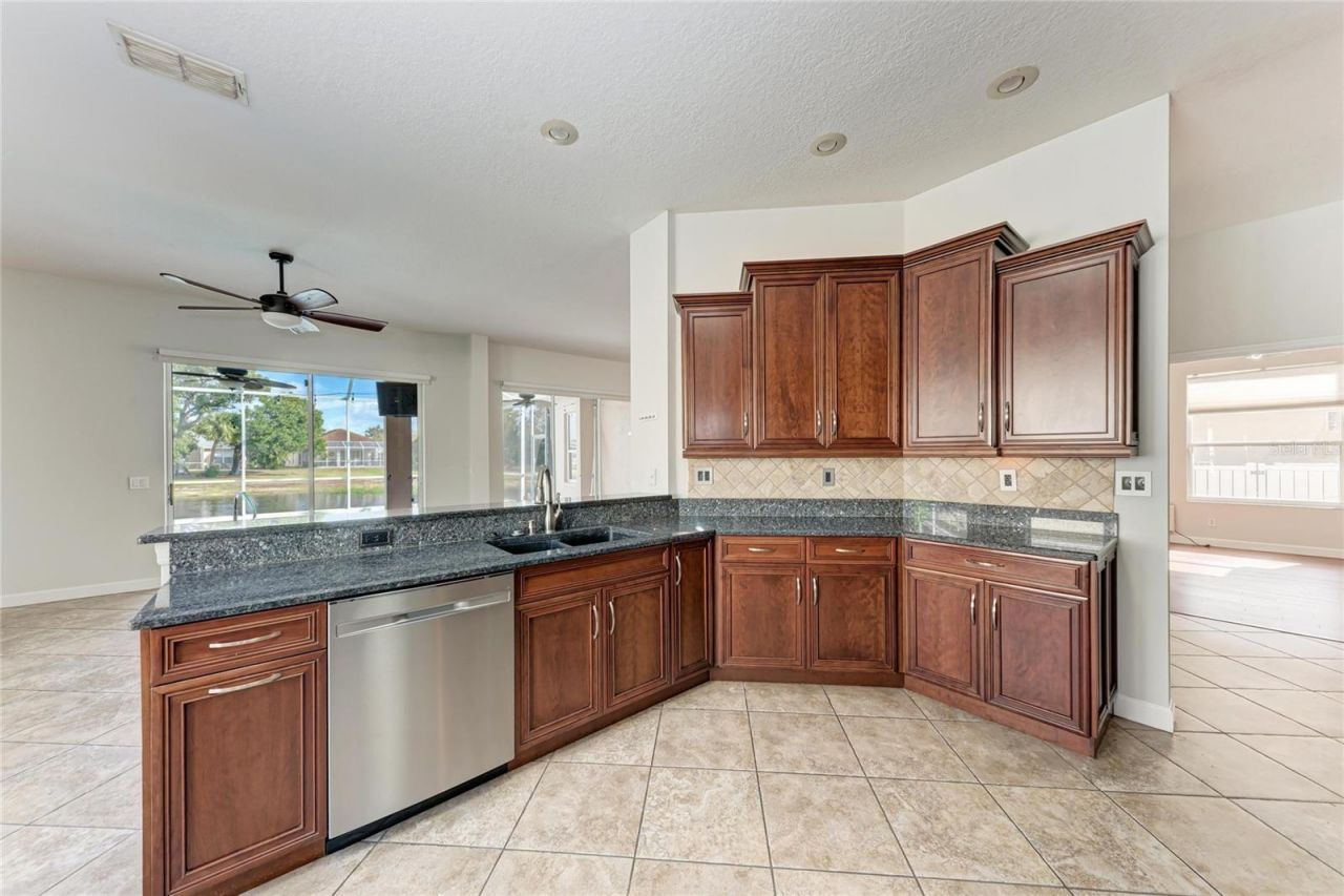 217 39th Street Ne, Bradenton, FL 34208 Photo