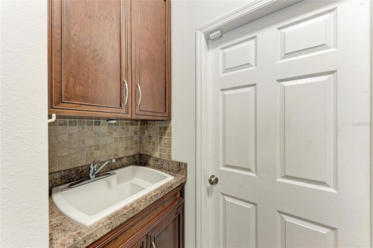 217 39th Street Ne, Bradenton, FL 34208 Photo