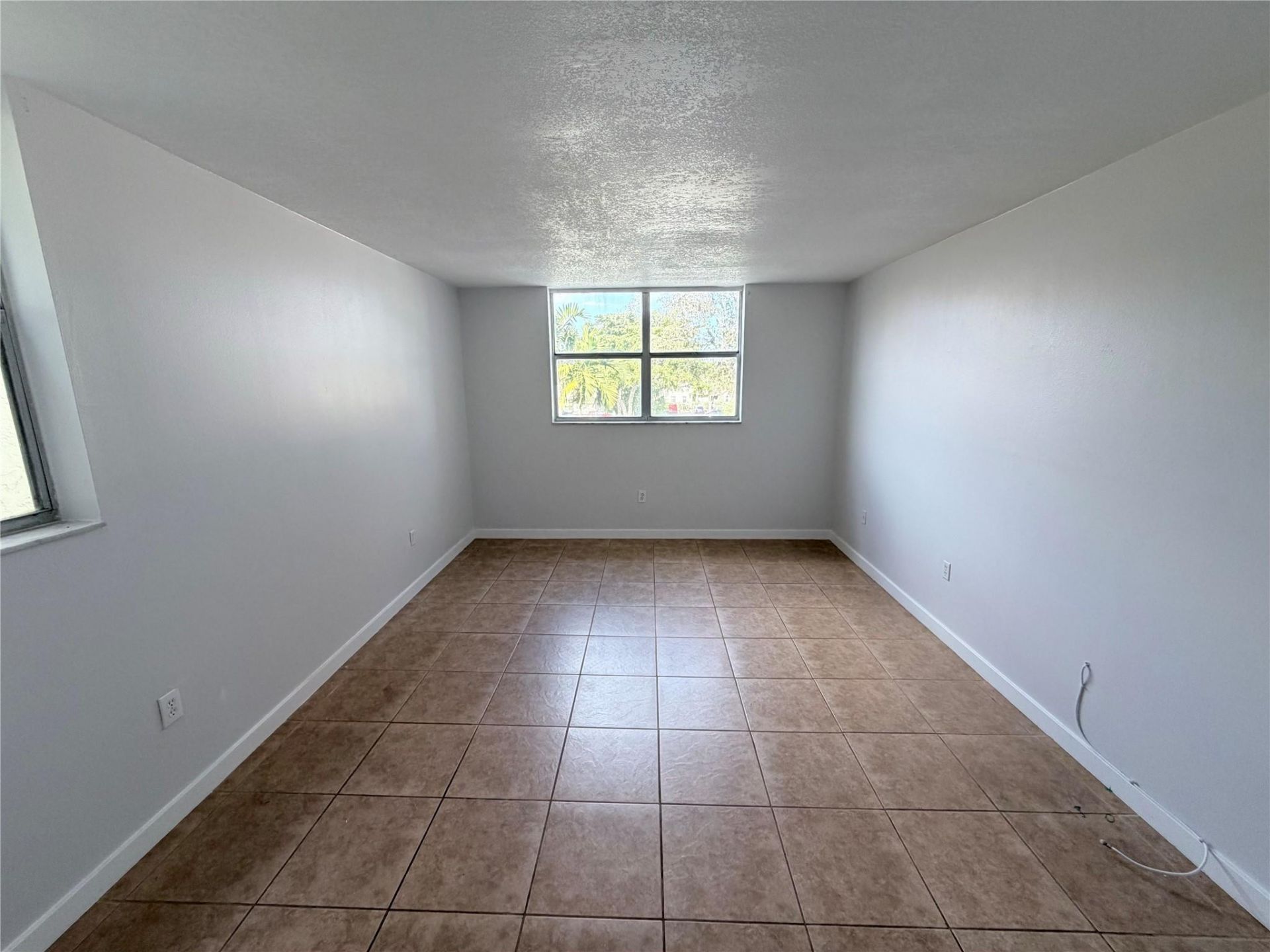 1810 N Lauderdale Avenue, Unit 2312, North Lauderdale, FL 33068 Photo
