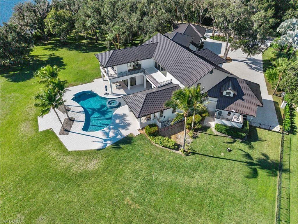 18090 N Olga Dr, Alva, FL 33920 Photo