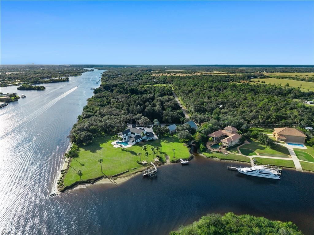 18090 N Olga Dr, Alva, FL 33920 Photo