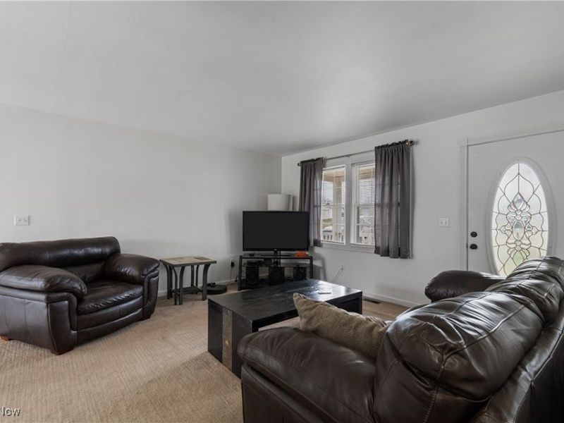 4057 Paumier Avenue, Louisville, OH 44641 Photo 10