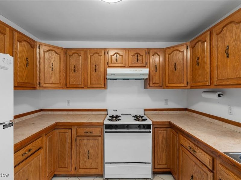 4057 Paumier Avenue, Louisville, OH 44641 Photo 14