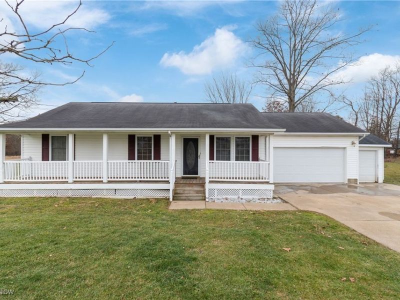4057 Paumier Avenue, Louisville, OH 44641 Photo 2