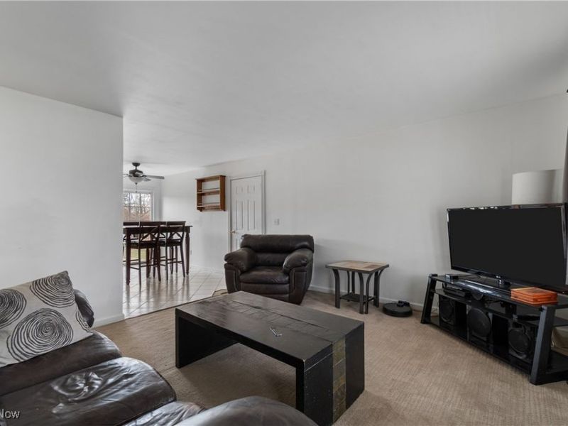 4057 Paumier Avenue, Louisville, OH 44641 Photo 8