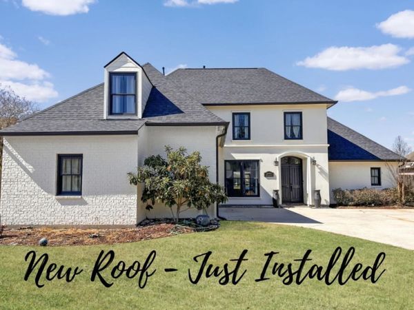 16445 Long Lake Dr, Prairieville, LA 70769