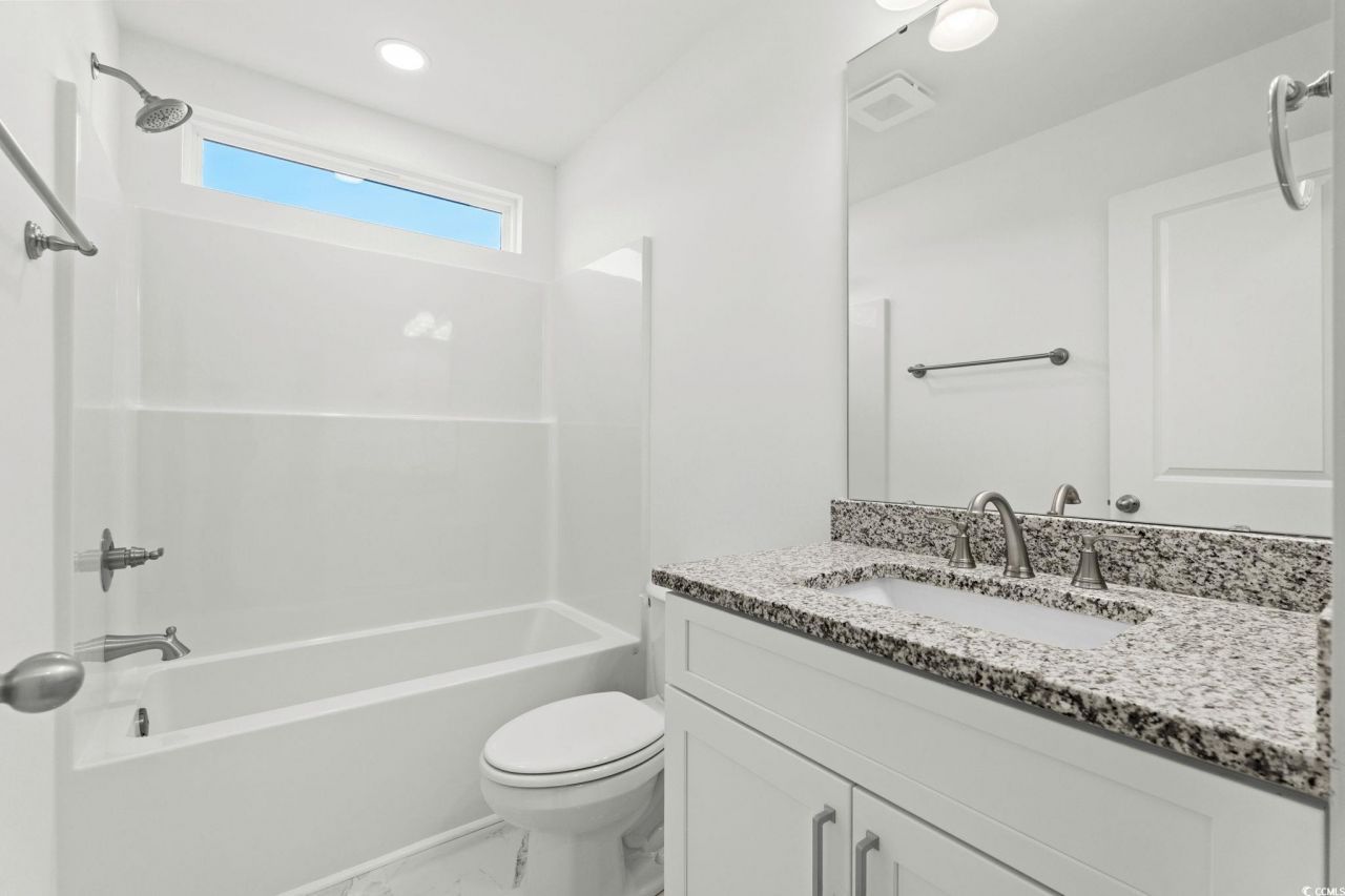 443 Pine Needle Dr. Photo 23